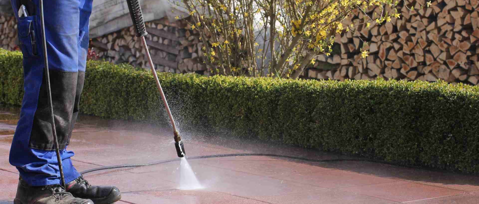 garden maintenance HA8